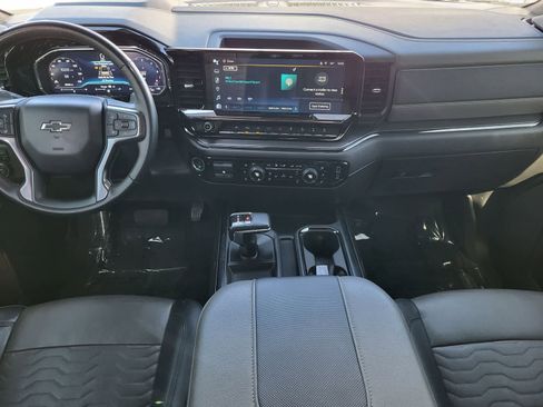 Used 2023 Chevrolet Silverado 1500 ZR2 w/ Technology Package image 25