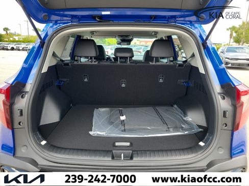 New 2026 Kia Seltos S FWD image 10