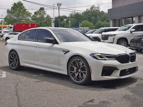 Used 2022 BMW M5 w/ Competition Package AWD/4WD image 2
