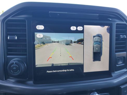 Used 2025 Ford F150 XLT w/ Equipment Group 302A MID image 32