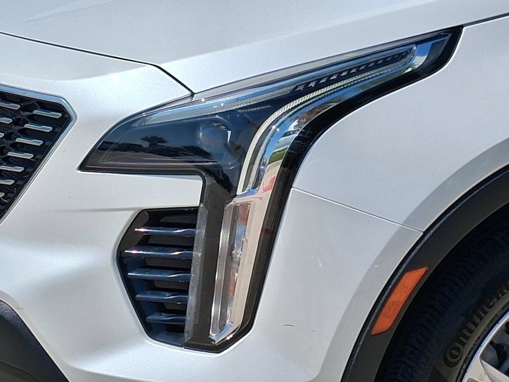 Used 2023 Cadillac XT4 Luxury FWD image 7