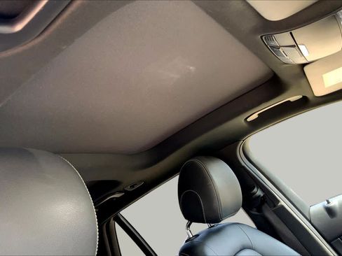 Used 2019 Mercedes-Benz GLC 300 image 13