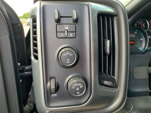 Used 2017 Chevrolet Silverado 3500 LTZ w/ Duramax Plus Package AWD/4WD image 38