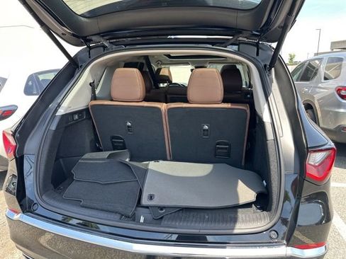 Used 2025 Acura MDX FWD w/ Technology Package image 8