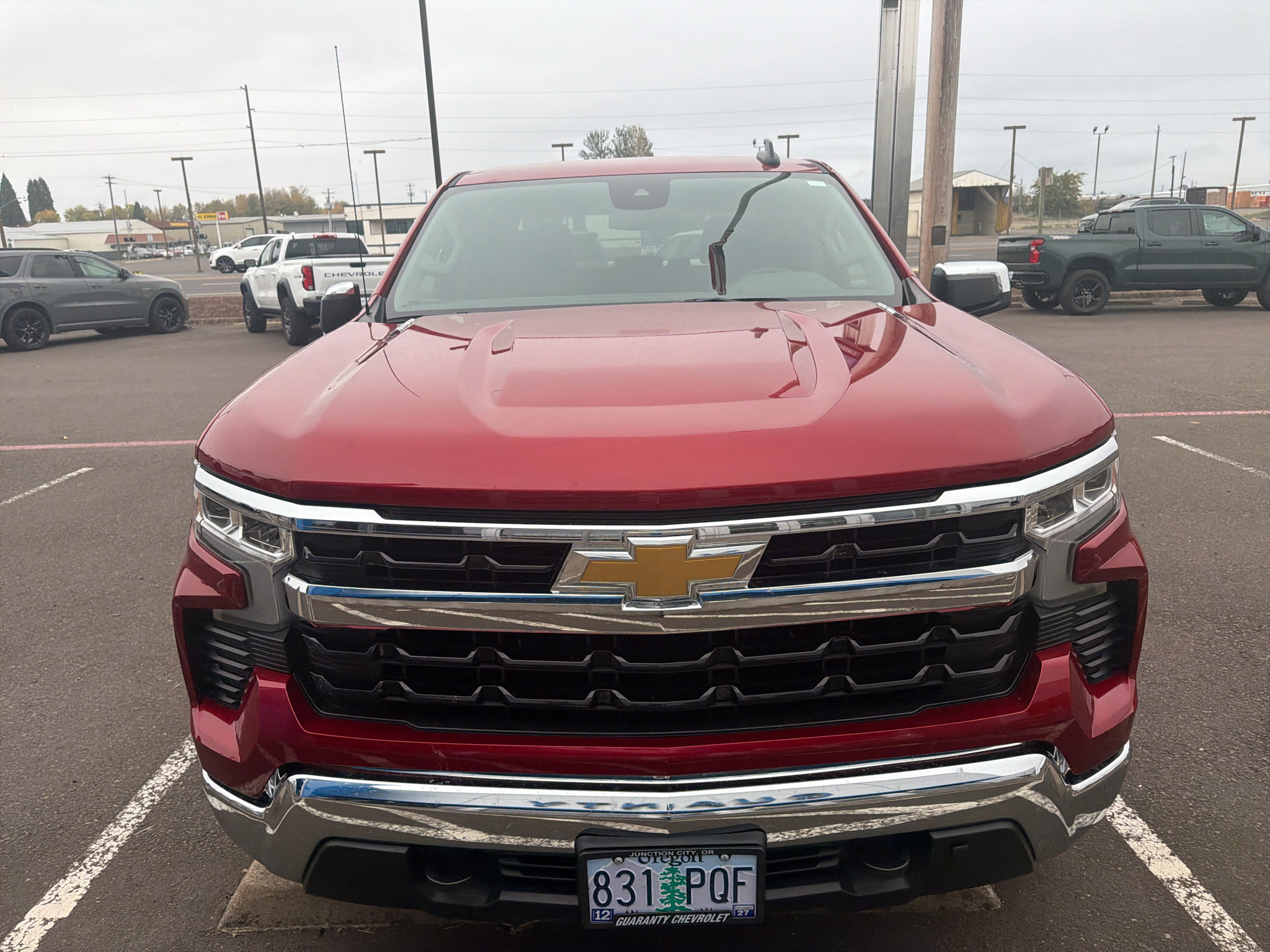 Used 2023 Chevrolet Silverado 1500 LT AWD/4WD image 2