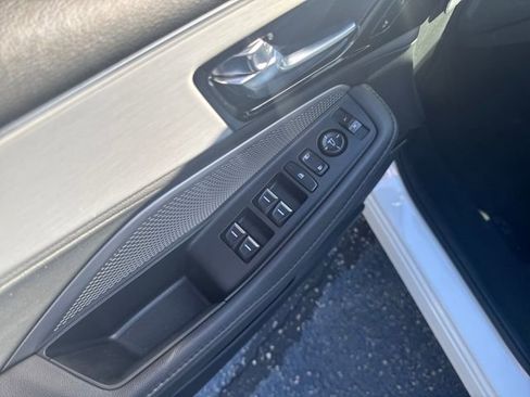 Used 2024 Acura MDX FWD image 12