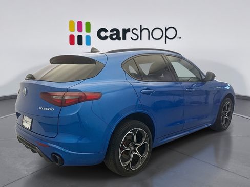 Used 2023 Alfa Romeo Stelvio Veloce AWD/4WD image 5