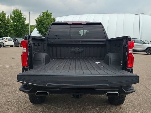 Used 2022 Chevrolet Silverado 1500 LT Trail Boss w/ LT Trail Boss Premium Package AWD/4WD image 33