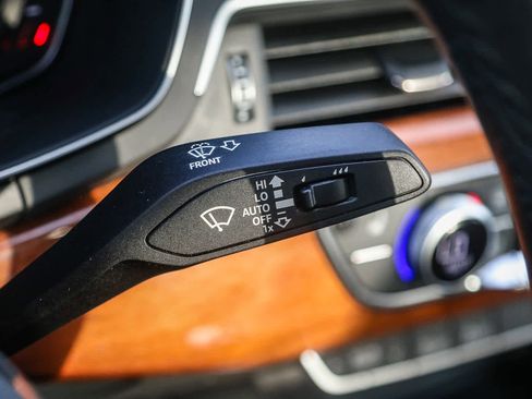 Used 2022 Audi A4 2.0T Premium w/ Convenience Package image 35