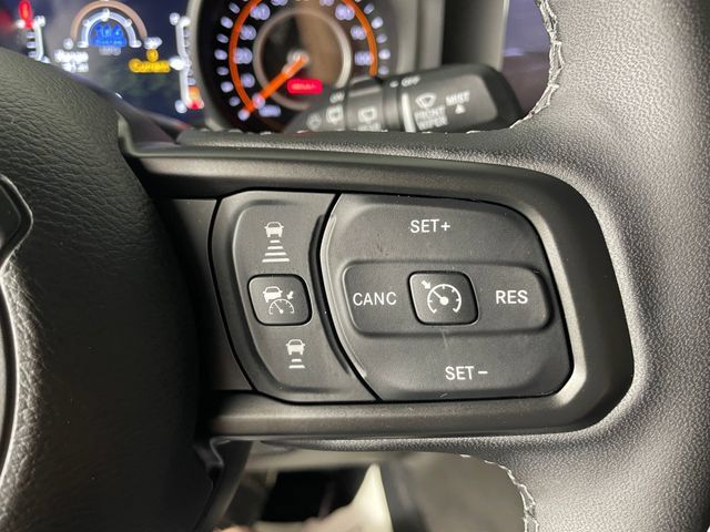 Used 2026 Jeep Wrangler Unlimited Sport AWD/4WD image 12