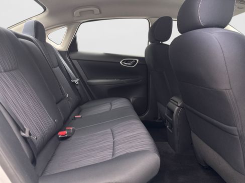 Used 2017 Nissan Sentra SV FWD image 17
