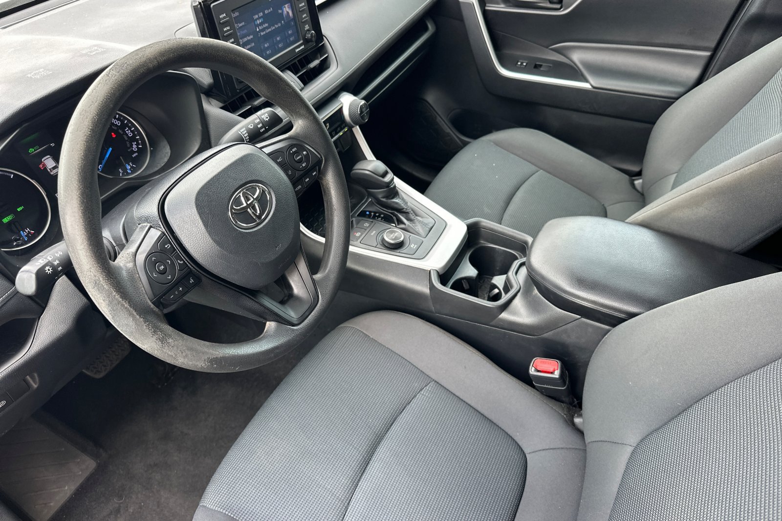 Certified 2021 Toyota RAV4 LE AWD/4WD image 9