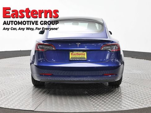 Used 2019 Tesla Model 3 Standard Range image 6