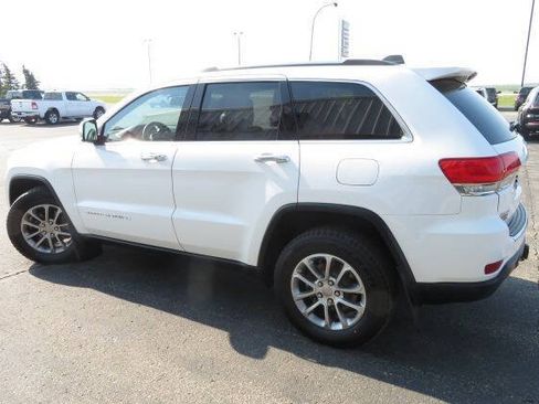 Used 2015 Jeep Grand Cherokee Limited w/ Trailer Tow Group IV AWD/4WD image 7