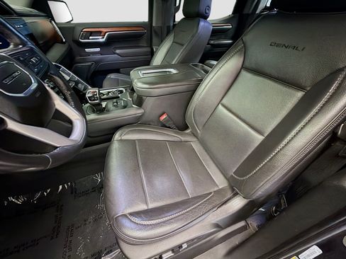 Used 2022 GMC Sierra 1500 Denali w/ Denali Reserve Package AWD/4WD image 11