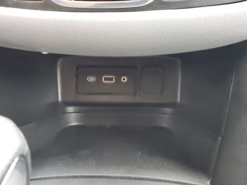 Certified 2024 Chevrolet Equinox LS w/ Driver Confidence II Package image 31