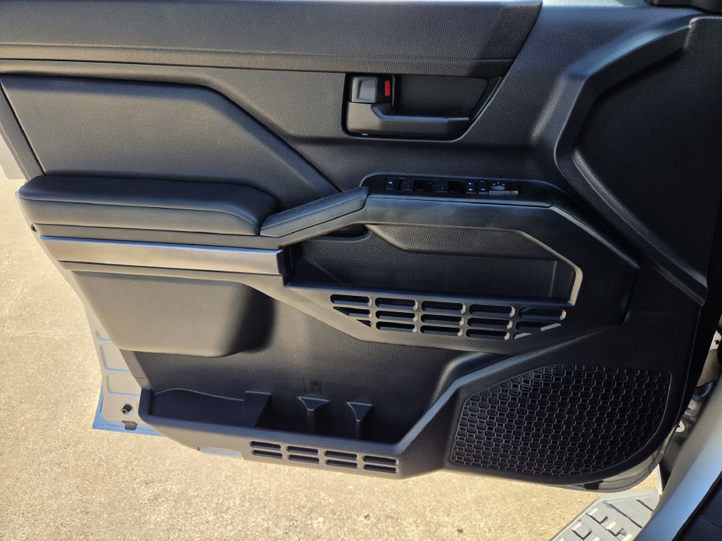 Used 2025 Toyota 4Runner 4WD image 25