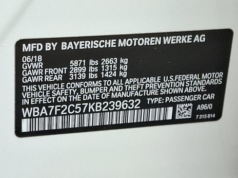 Used 2019 BMW 750i xDrive w/ Executive Package image 33