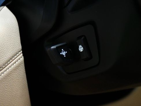 Used 2016 BMW 750i RWD image 52