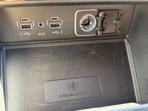 Certified 2024 Jeep Grand Cherokee Limited w/ Luxury Tech Group II image 27