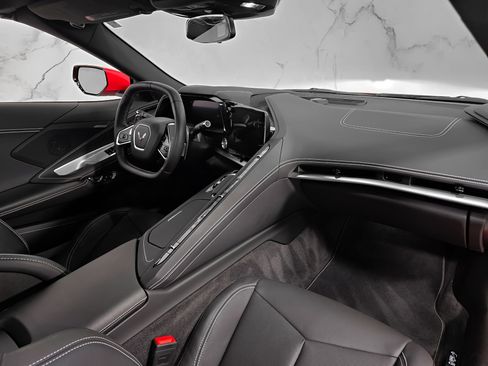 Used 2023 Chevrolet Corvette Stingray Coupe w/ Z51 Performance Package RWD image 15