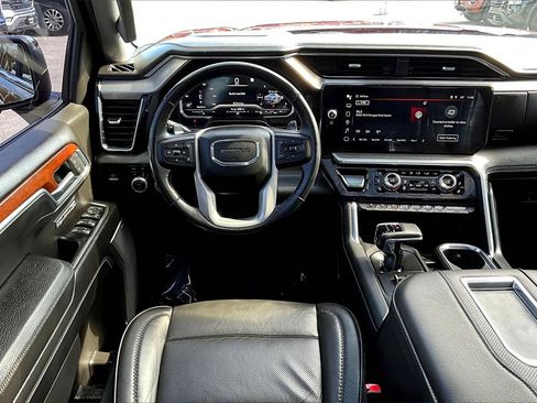 Used 2022 GMC Sierra 1500 Denali w/ Technology Package image 5