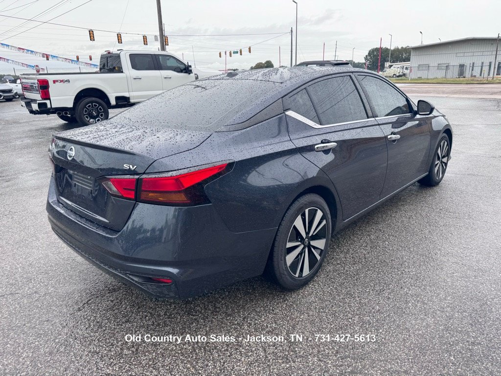 Used 2022 Nissan Altima 2.5 SV FWD image 6