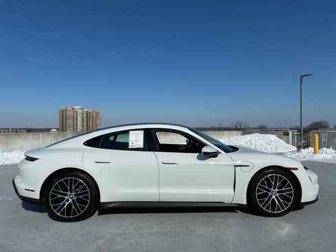 Certified 2022 Porsche Taycan image 8