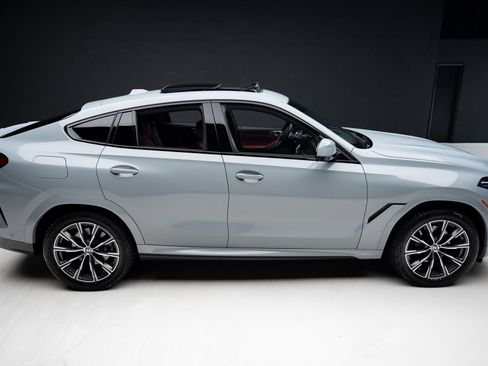 Used 2025 BMW X6 xDrive40i AWD/4WD image 35