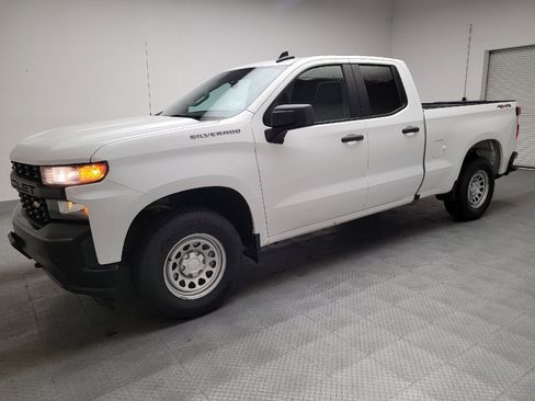 Used 2020 Chevrolet Silverado 1500 W/T w/ WT Fleet Convenience Package AWD/4WD image 2