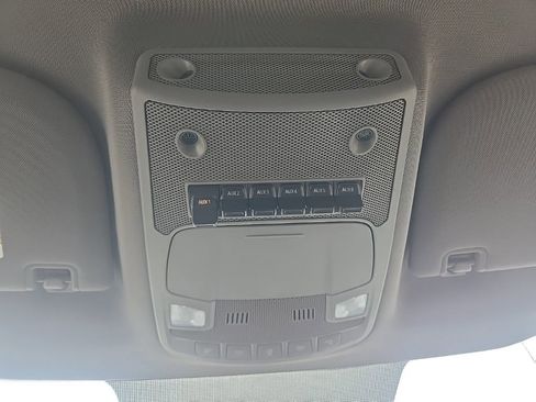 Used 2019 Ford F250 XLT w/ XLT Premium Package image 23