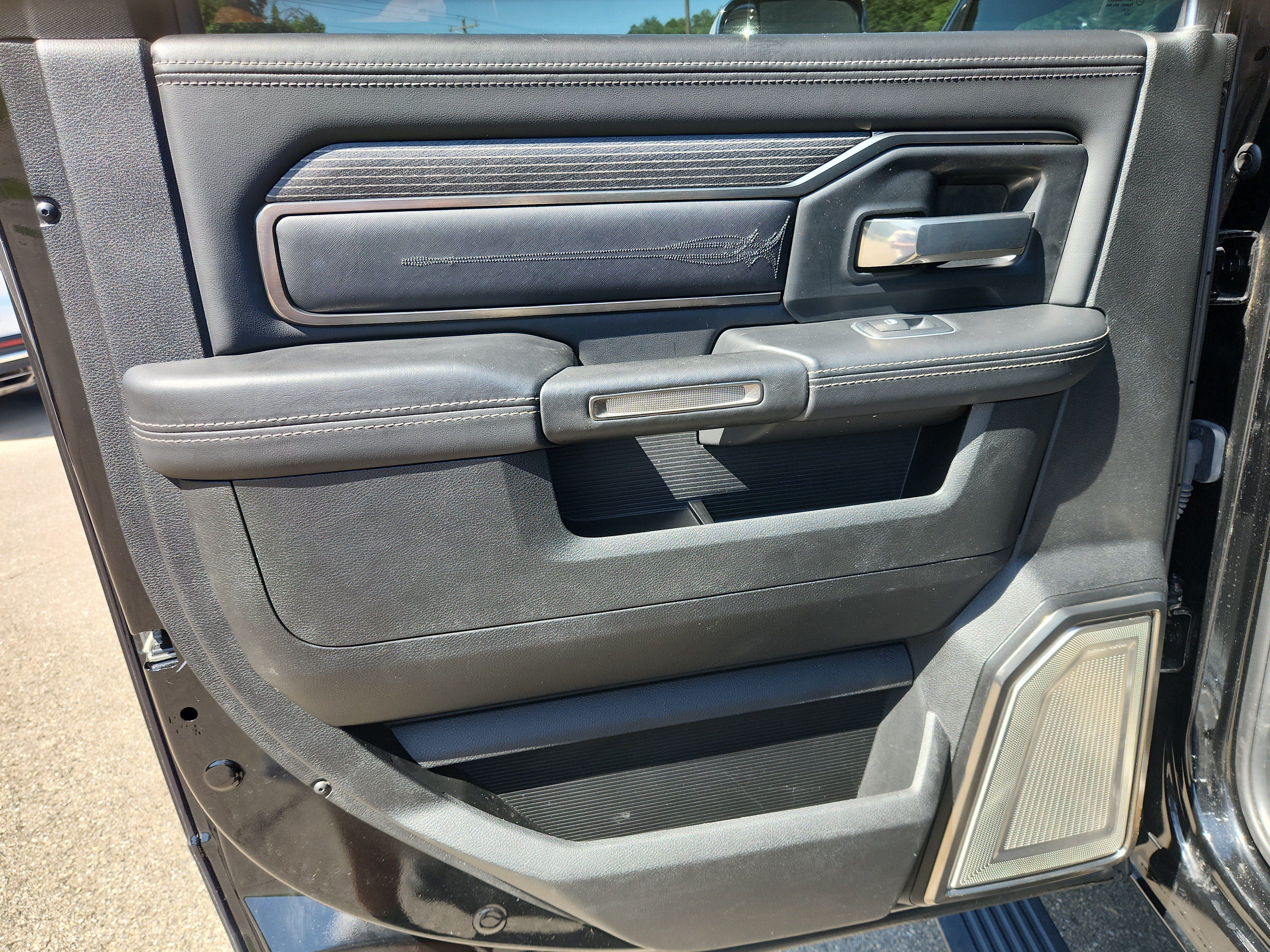 Used 2021 RAM 2500 Limited AWD/4WD image 30