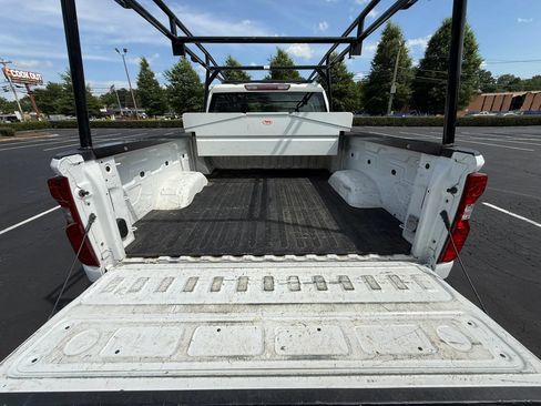 Used 2022 Chevrolet Silverado 2500 W/T w/ WT Fleet Convenience Package RWD image 5