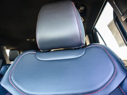 Used 2025 Ford Explorer ST-Line w/ Premium Package image 23