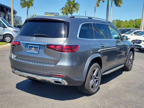 Used 2026 Mercedes-Benz GLS 450 GLS 450 image 3