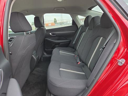Used 2026 Hyundai Sonata SE FWD image 8