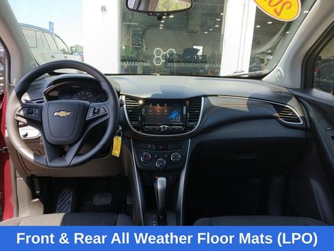 Used 2017 Chevrolet Trax LT w/ LPO, Protection Package AWD/4WD image 13