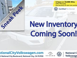 Used 2021 Volkswagen Tiguan SE w/ Panoramic Sunroof Package image 1