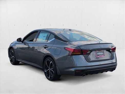 New 2025 Nissan Altima 2.5 SR w/ SR Premium Package image 8