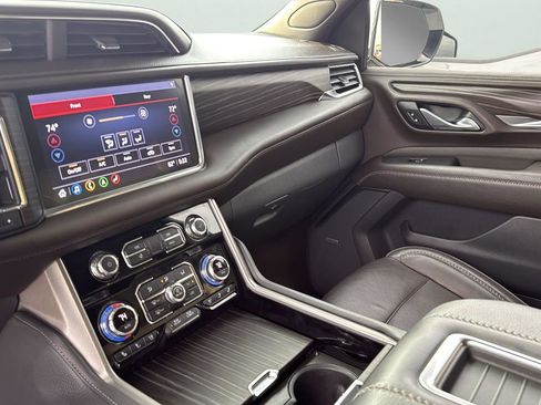 Used 2021 GMC Yukon Denali image 20