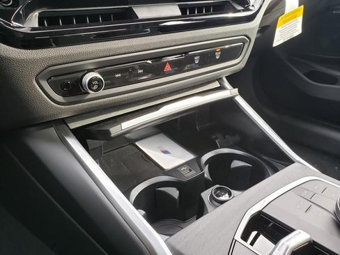 New 2026 BMW 330i xDrive Sedan w/ M Sport Package image 28