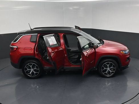 Used 2024 Jeep Compass Limited AWD/4WD image 25