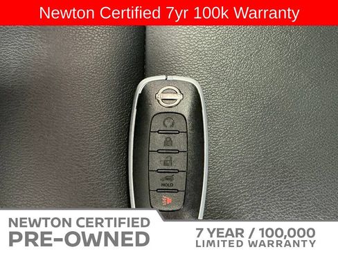 Used 2025 Nissan Murano SL AWD/4WD image 70