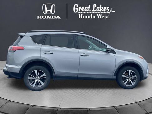Used 2018 Toyota RAV4 XLE w/ Plus Extra Value Package FWD image 5