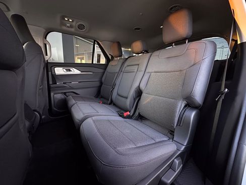 New 2026 Ford Explorer Active image 60