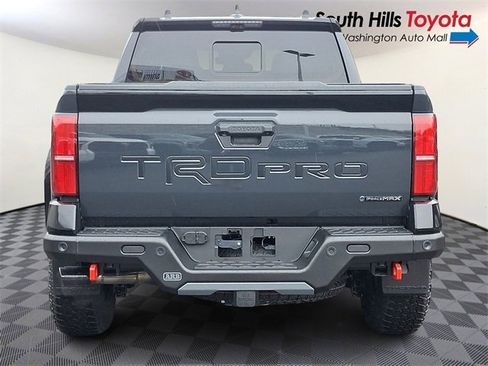 Used 2025 Toyota Tacoma TRD Pro image 5