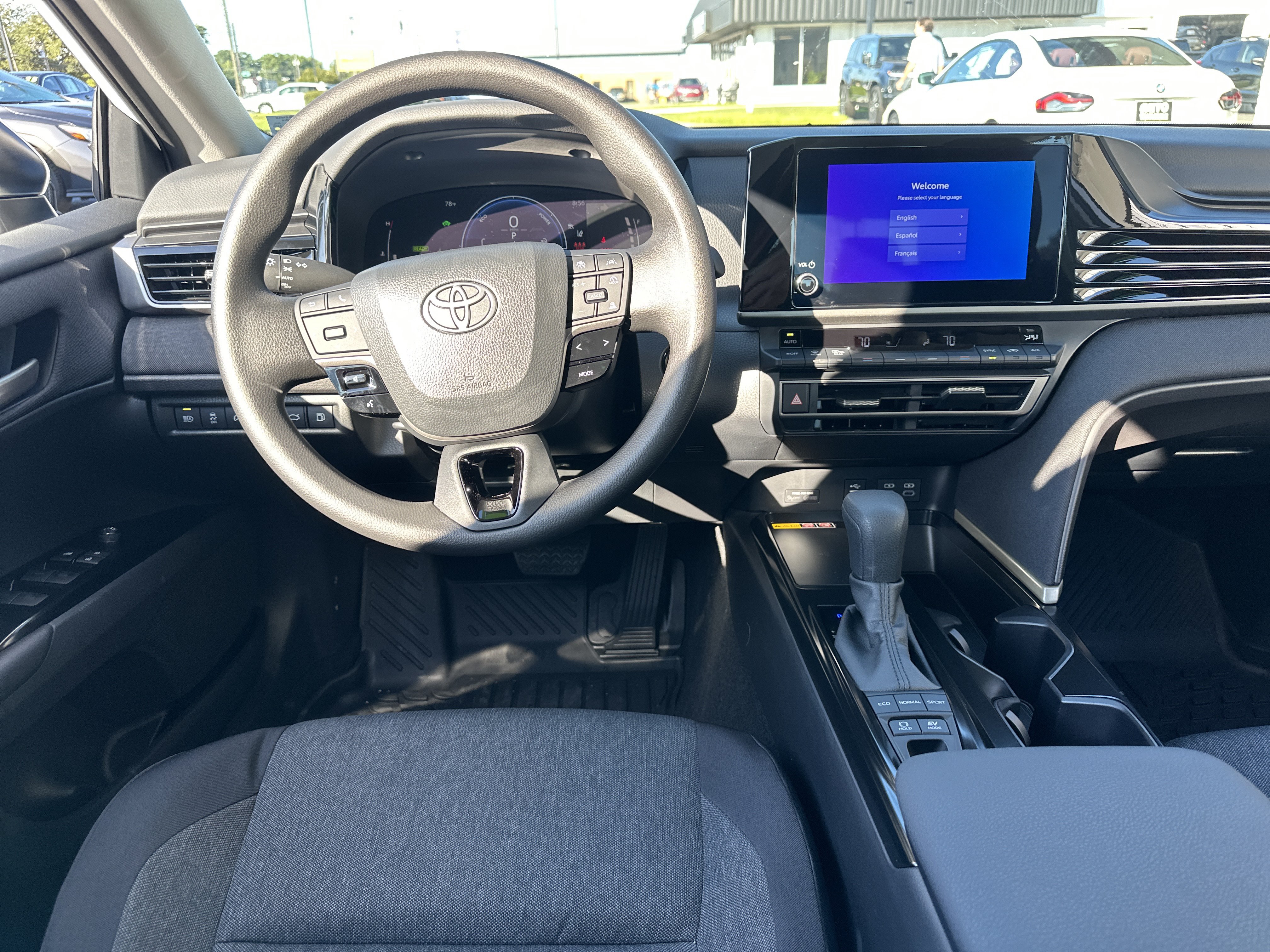 Used 2026 Toyota Camry LE FWD image 15