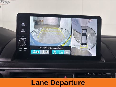 Used 2025 Honda Pilot Black Edition image 19