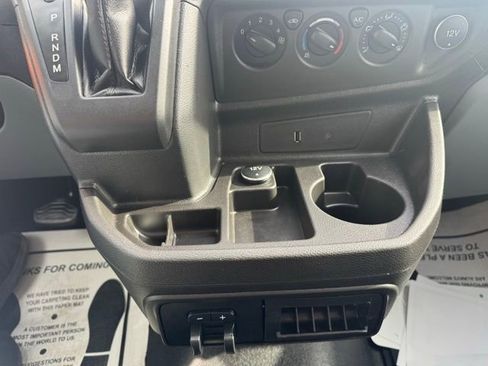 Used 2018 Ford Transit 250 130 Low Roof RWD image 15