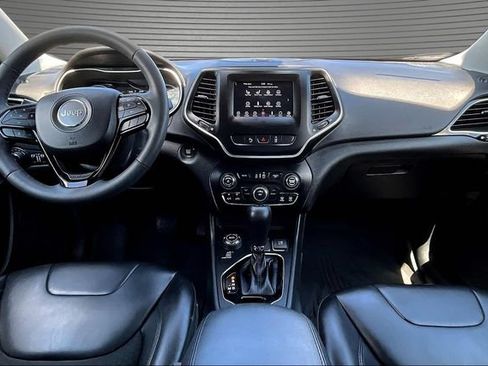 Used 2021 Jeep Cherokee Latitude Plus AWD/4WD image 7